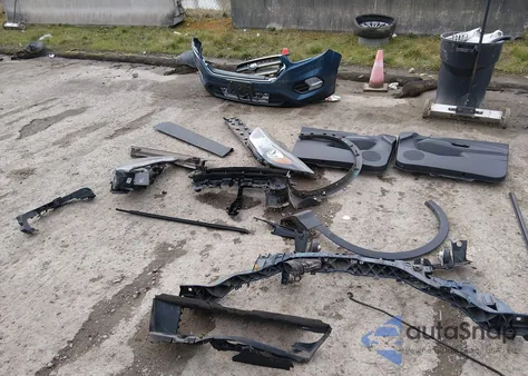 2018 Ford Escape Se z USA, uszkodzony, nr VIN 1FMCU0GD0JUA39638